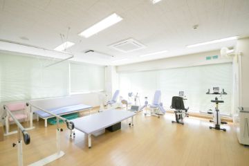 小松病院 の 看護助手（日勤パート）