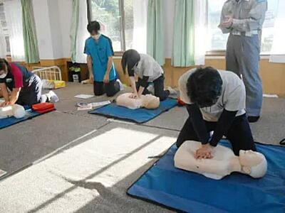 介護老人保健施設とやま の 介護職（正社員）