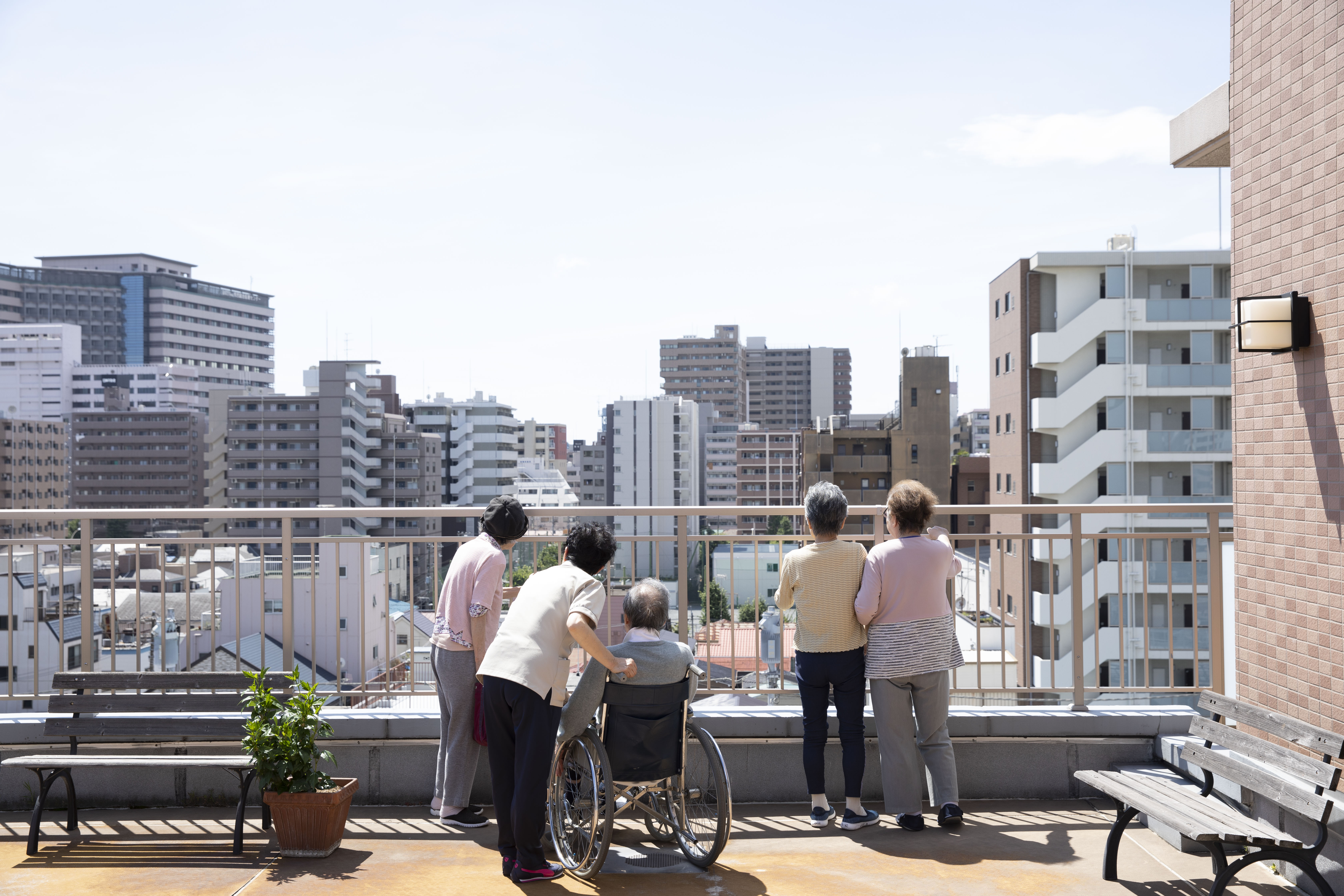 【◎相談員募集】介護付有料老人ホームエクセルシオール横浜阪東橋の入居相談員（正社員）