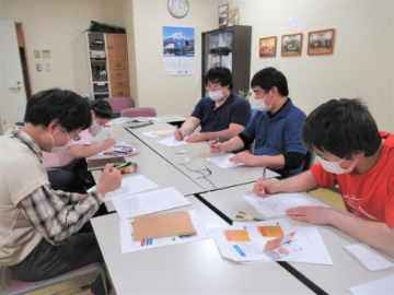 特別養護老人ホーム野桑の里 の 介護福祉士/ 正社員