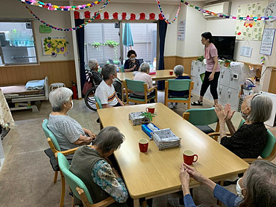 なご家 飛鳥山サービスの介護職（正社員）