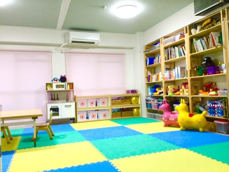 ひまわりABA教室 の 学童保育（正社員）