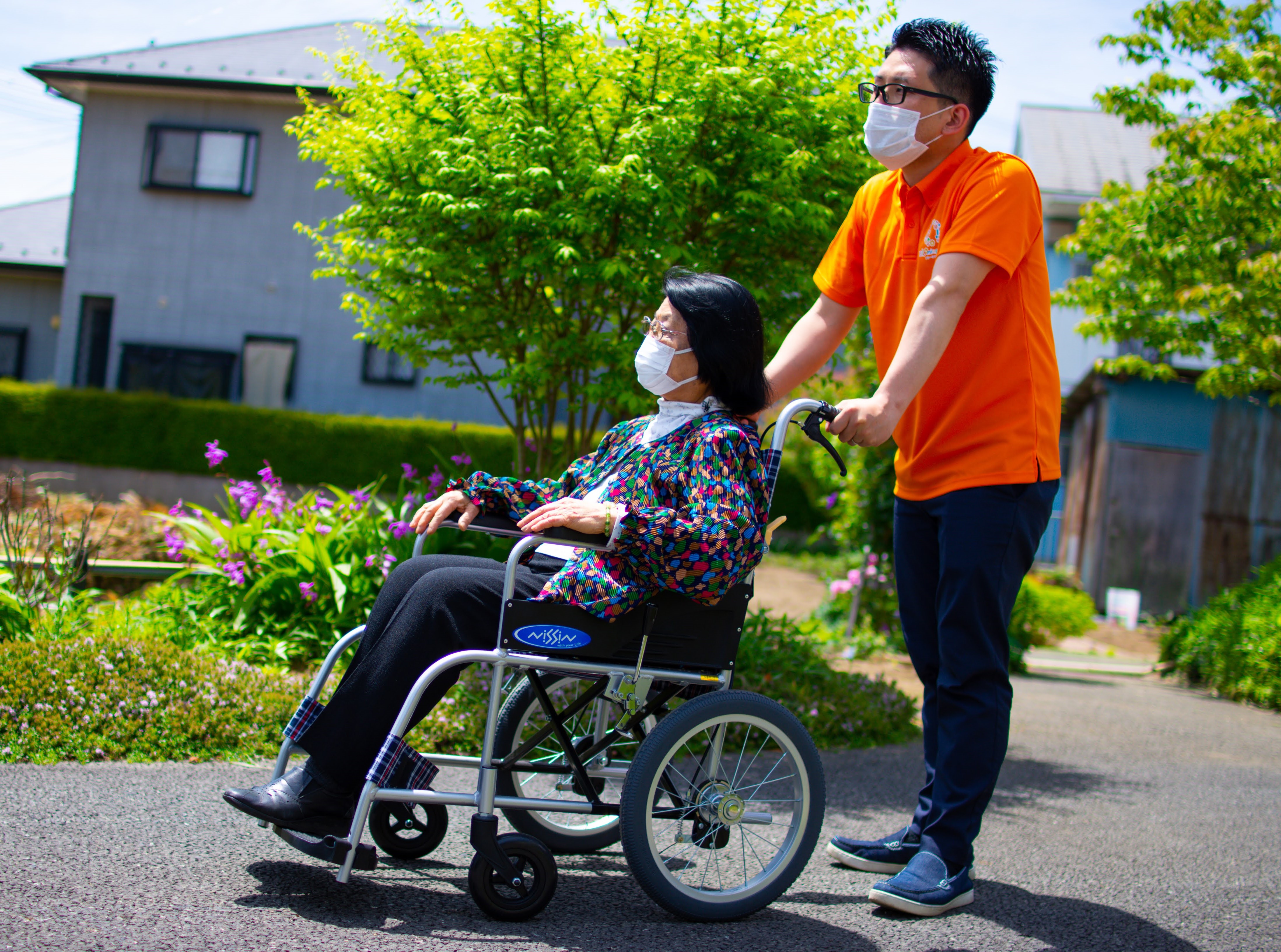 ブルーミングケア鴻巣箕田 の 介護職（日勤パート）